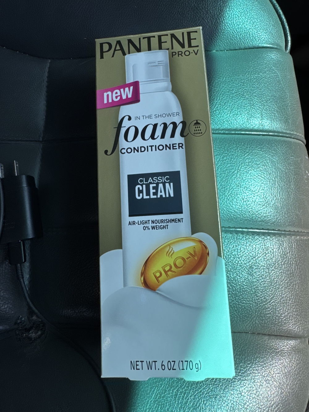 Pantene Pro-V Classic Clean Foam Conditioner — White
